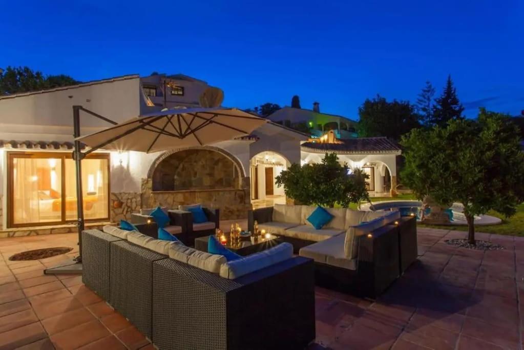 Summer Offers! Fabulous Luxury Villa Near The Beach Sleeps 8 Benalmádena Exterior foto